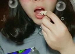 娱乐吃瓜菌的视频