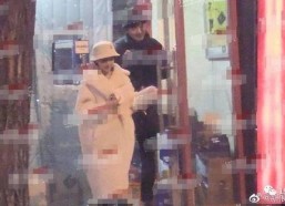 娱乐吃瓜酱男网友,揭秘男网友的瓜田奇遇记