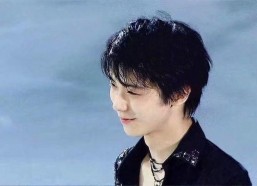 娱乐吃瓜酱说羽生结弦,冰上舞者，娱乐界的瓜中明星