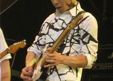 娱乐吃瓜酱黄贯中,娱乐吃瓜酱中的音乐传奇