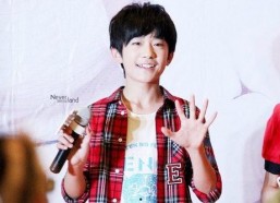 娱乐圈吃瓜爆料王源,娱乐圈吃瓜爆料界的风云人物