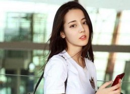 吃瓜娱乐迪丽热巴杨洋